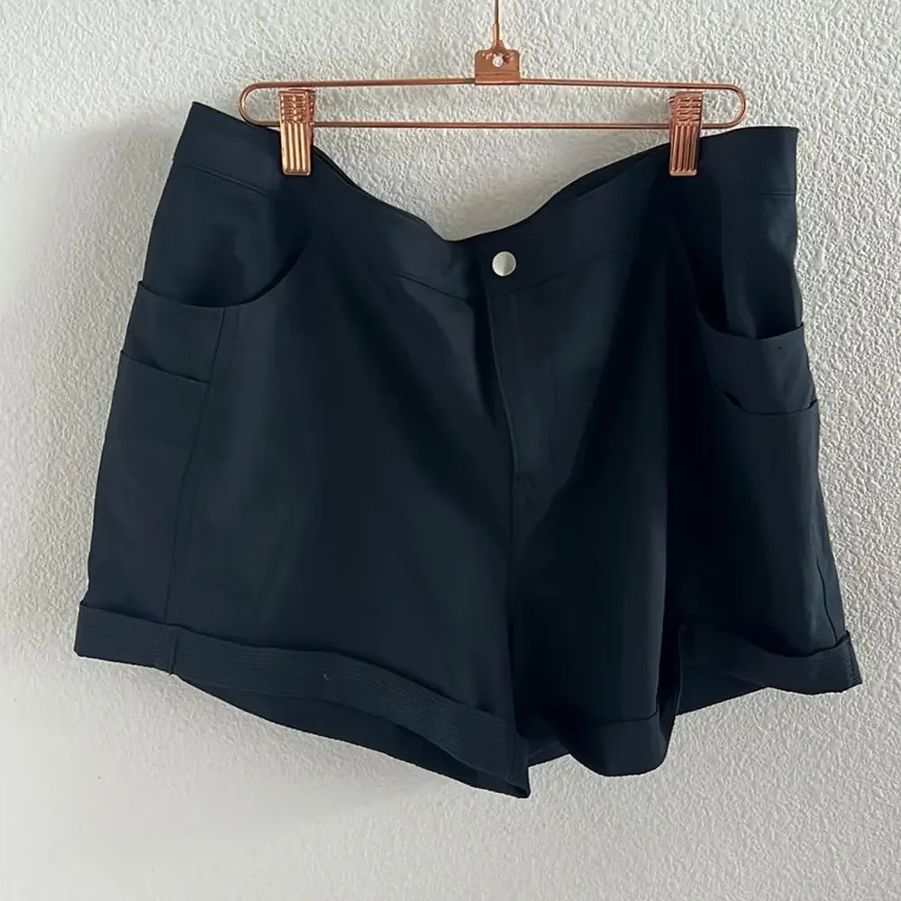 NWT Zyia Active Black Not Just a Trail Short Neutral Athletic Zip + Button XXXL